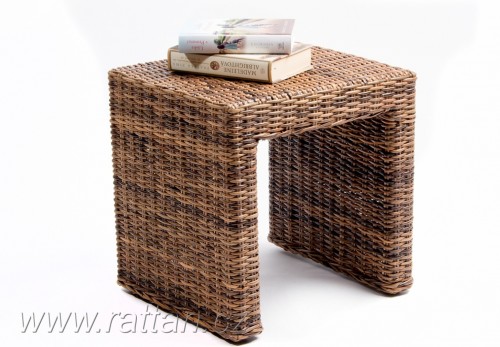 Ratanový stolek PANDORA sarang 40x46cm - RATANOVÝ NÁBYTEK - Stoly - Malé konferenční stolky