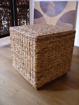 Ratanový stolek TONDANO KUBUS 60x60 banán - RATANOVÝ NÁBYTEK - Stoly - Velké konferenční stolky