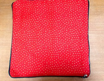 Povlak na polštář SVÍČKA zelená 40x40cm - DOPLŇKY - Polstry a polštáře - Polštářky a povlaky